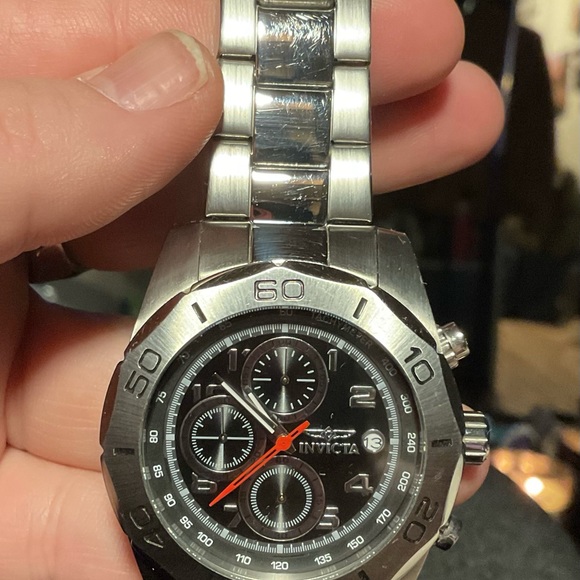 Men’s Invicta watch - Picture 3 of 3